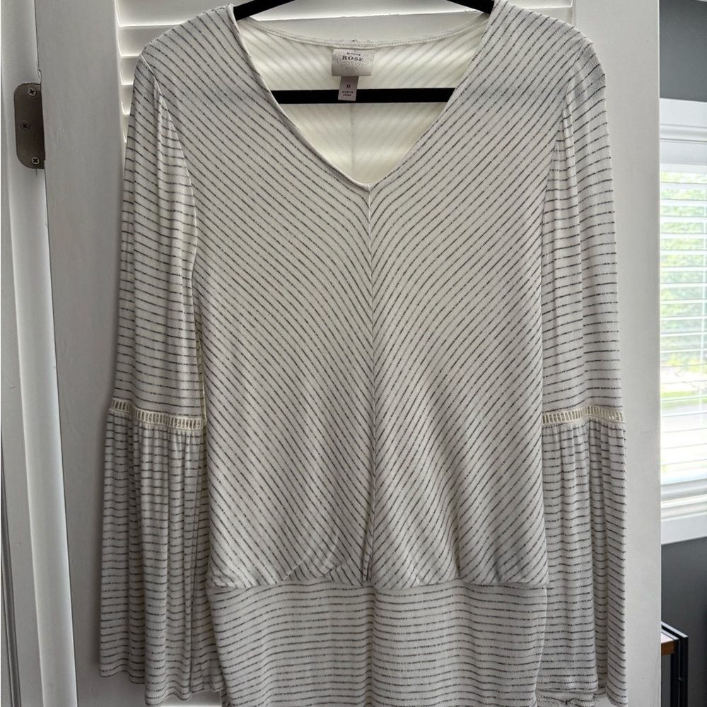 Knox Rose Gray and White Relaxed Long Sleeve Tunic